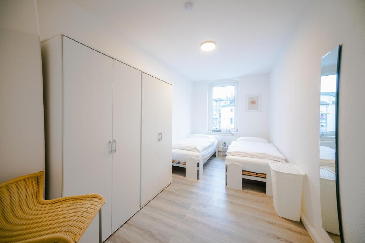 Ferienwohnung Laura In Gera Fuer Bis Zu 4 Personen - Neu Renoviert ภายนอก รูปภาพ