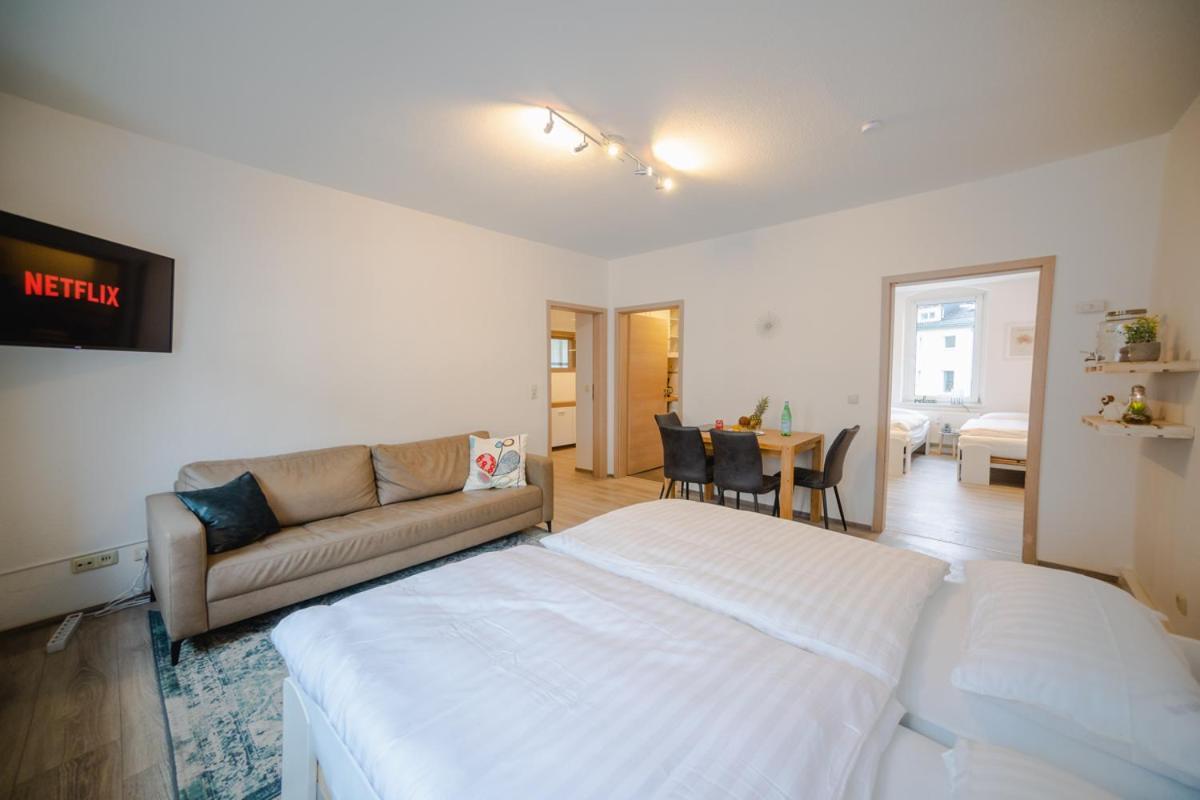 Ferienwohnung Laura In Gera Fuer Bis Zu 4 Personen - Neu Renoviert ภายนอก รูปภาพ