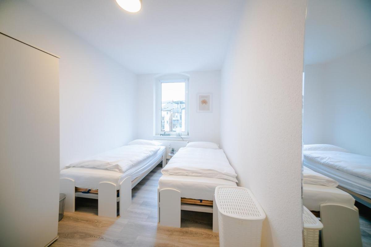 Ferienwohnung Laura In Gera Fuer Bis Zu 4 Personen - Neu Renoviert ภายนอก รูปภาพ