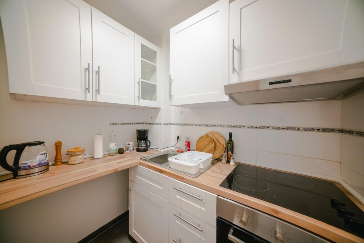 Ferienwohnung Laura In Gera Fuer Bis Zu 4 Personen - Neu Renoviert ภายนอก รูปภาพ